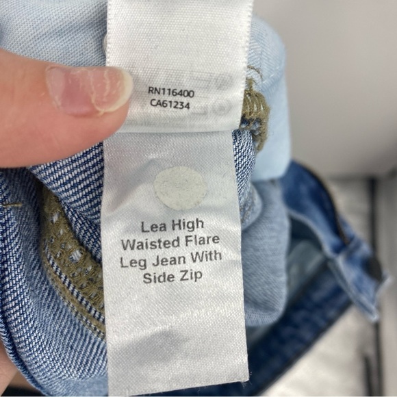 HALE Lea High Waisted Flare leg Side Zip Jeans Sz 27 medium wash - Picture 7 of 14